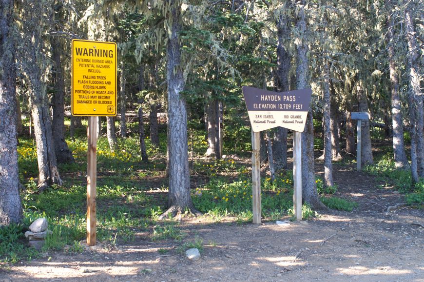 Hayden Pass 4x4 trail road in Colorado of the Sangre De Cristo mountain range