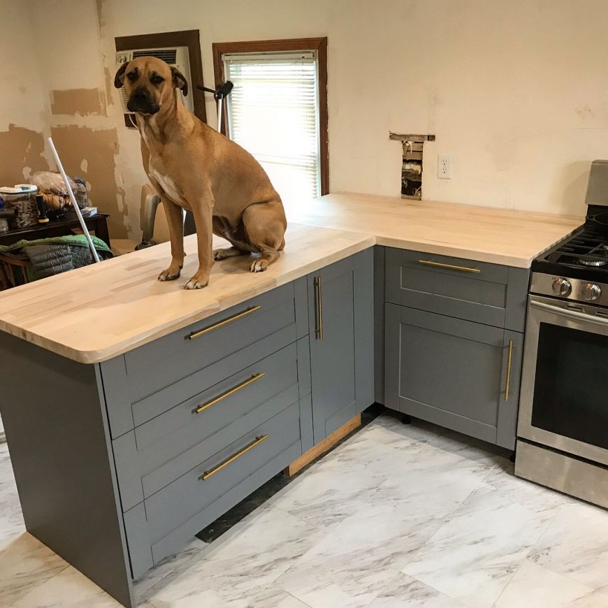 DIY kitch countertop install wooden butcherblock