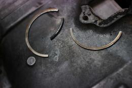 broken piston rings on Honda CB200 CL200 1974